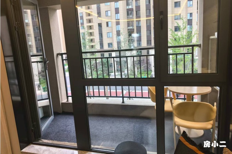 88平2室2厅1卫-阳台